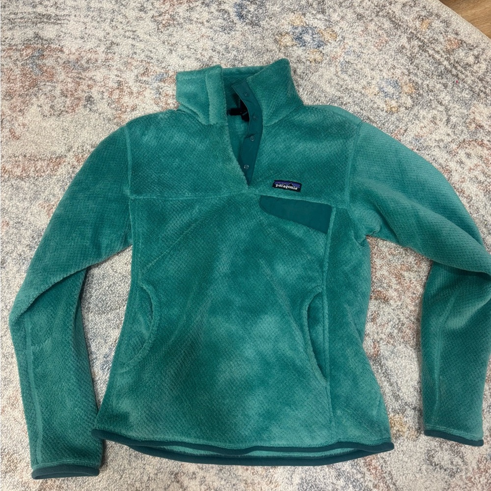 Patagonia Synchilla Snap-T Fleece Pullover. Size small. Emerald green, like new